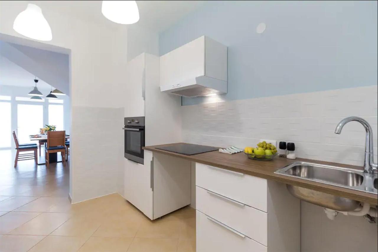 Apartments Hana プーラ エクステリア 写真