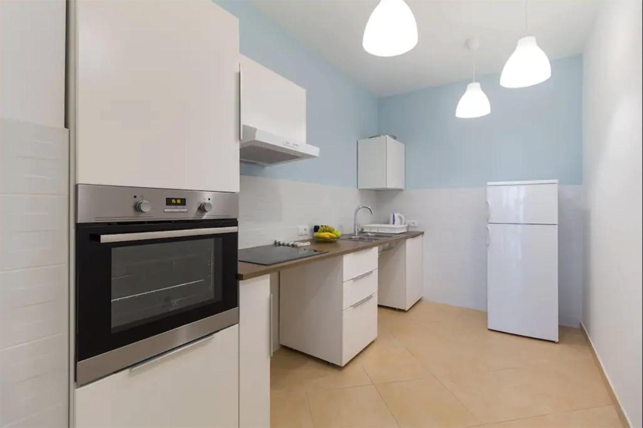 Apartments Hana プーラ エクステリア 写真